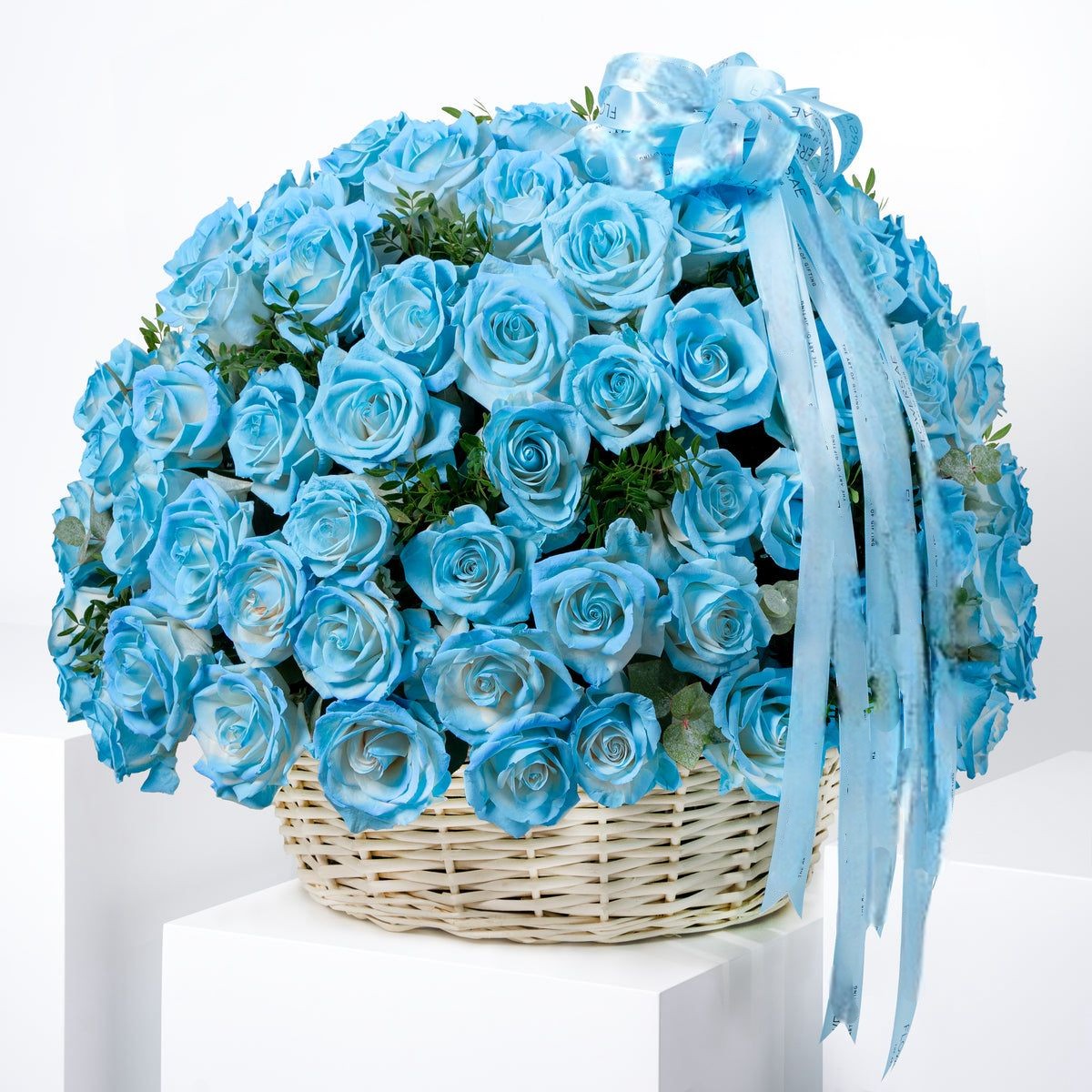 200 Tiffany Blue Roses Basket